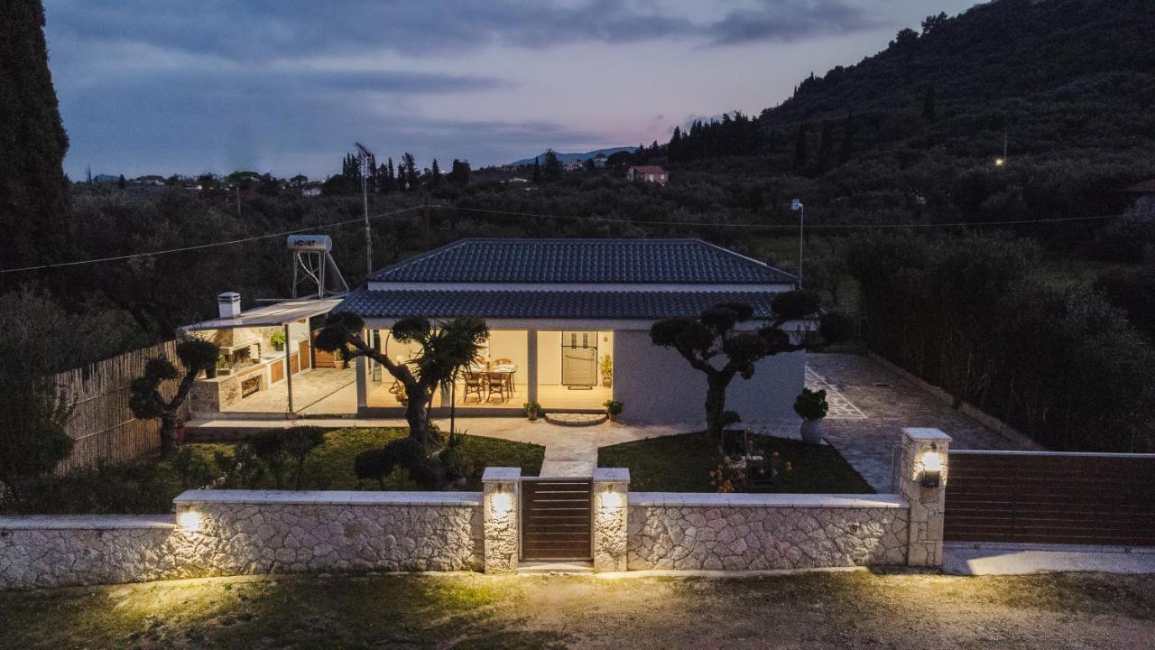 Ferienhaus Armando Pandokrátor